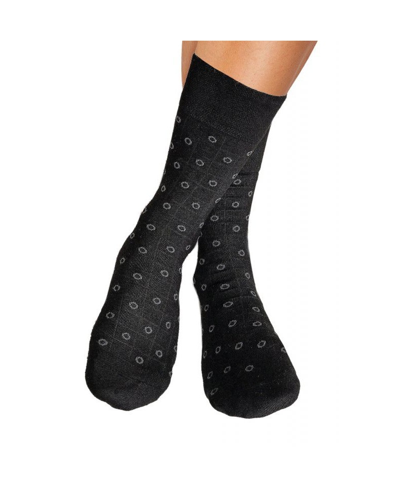 E-shop Noviti SB 004 08 puntíky černé Pánské ponožky
