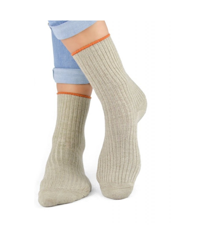 E-shop Noviti SB 029 W 02 béžové Dámské ponožky