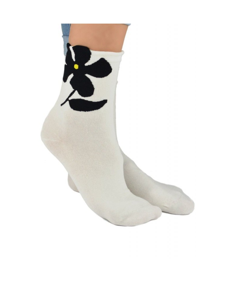 E-shop Noviti SB 049 W 01 květina bílé Dámské ponožky