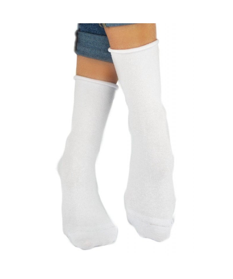 E-shop Noviti SB 014 W 01 bílé Dámské ponožky